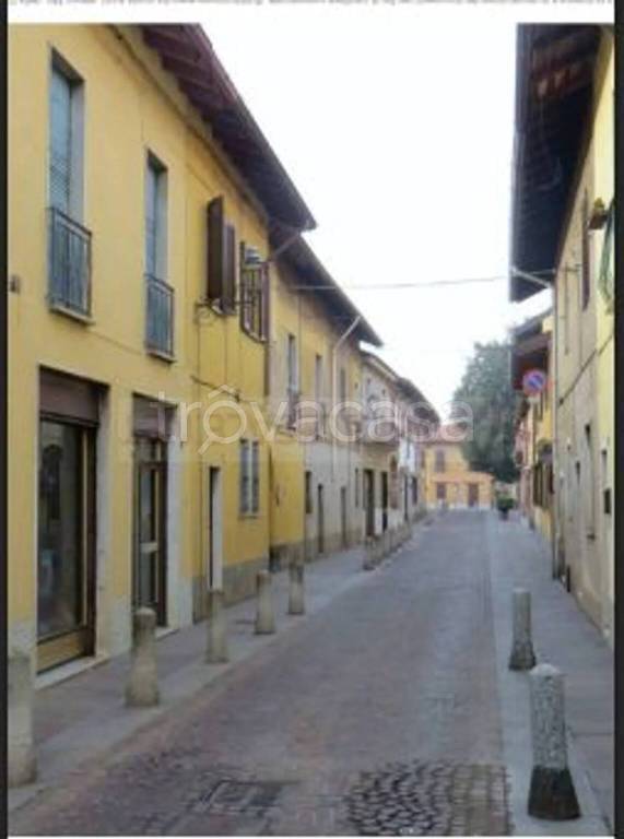 appartamento in vendita ad Agrate Brianza in zona Omate