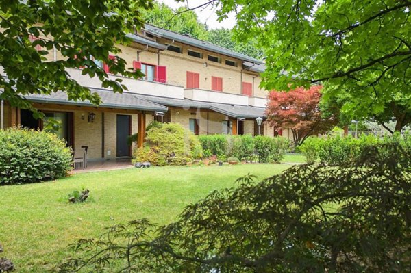 casa indipendente in vendita ad Agrate Brianza