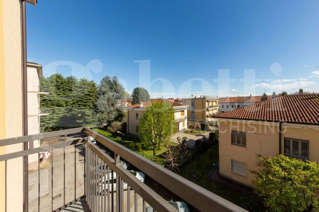 appartamento in vendita ad Agrate Brianza in zona Omate