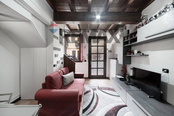 appartamento in vendita ad Agrate Brianza in zona Omate