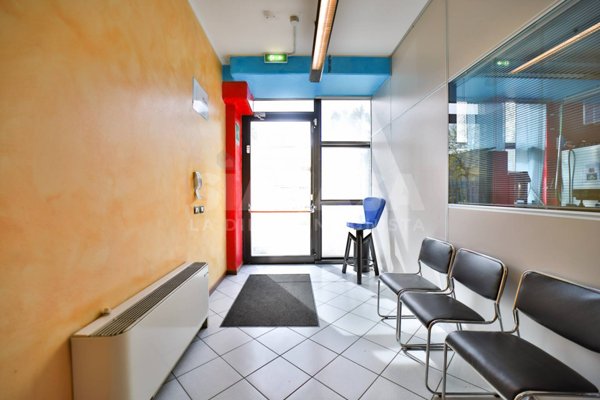 capannone in vendita ad Agrate Brianza