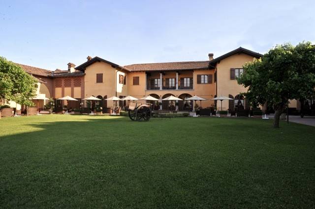 negozio in vendita ad Agrate Brianza