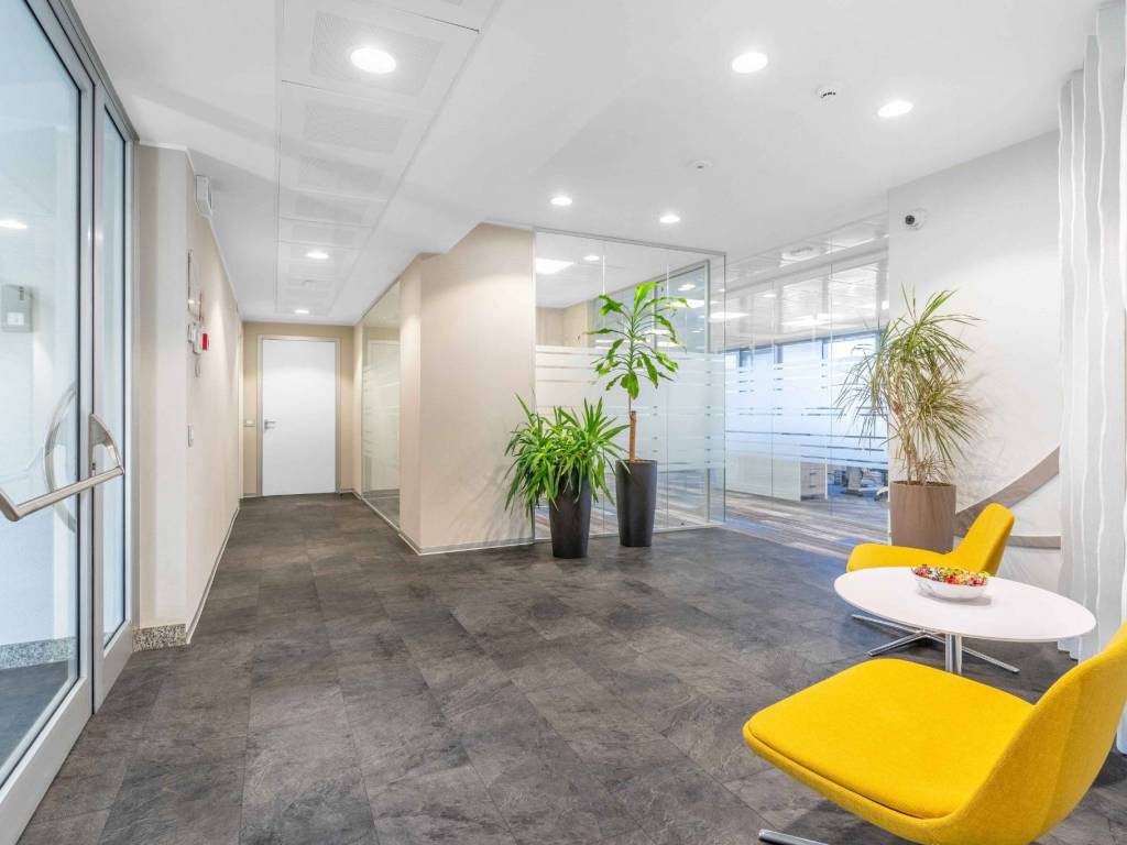 ufficio in vendita ad Agrate Brianza