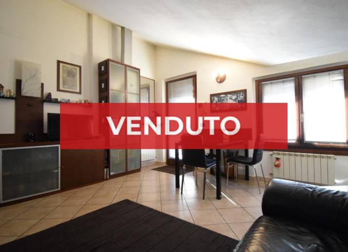 appartamento in vendita ad Agrate Brianza in zona Omate