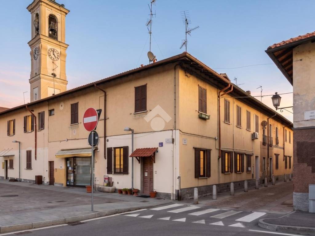 appartamento in vendita ad Agrate Brianza in zona Omate