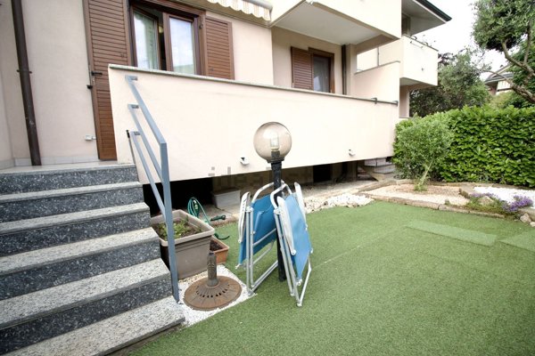 casa indipendente in vendita ad Agrate Brianza
