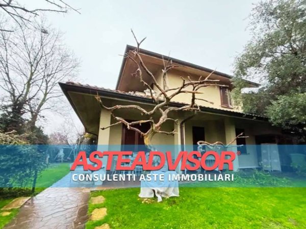 casa indipendente in vendita ad Agrate Brianza