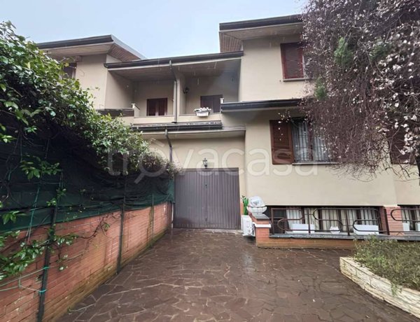 appartamento in vendita ad Agrate Brianza