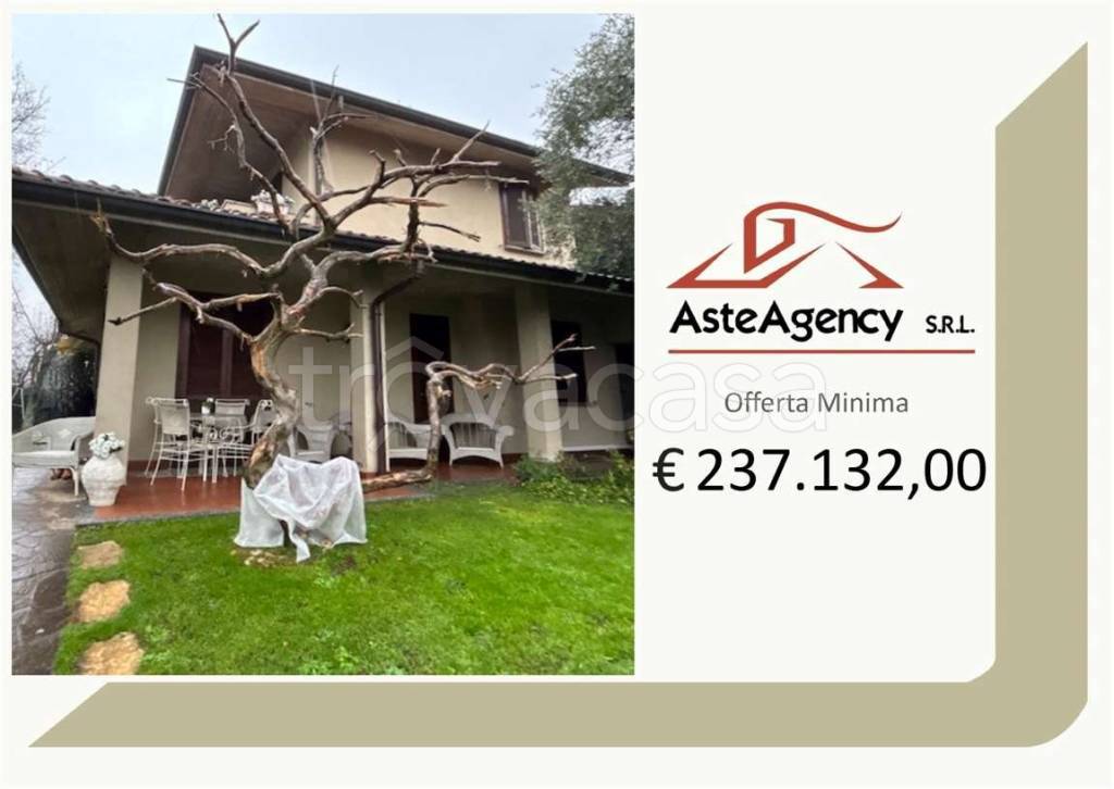 casa indipendente in vendita ad Agrate Brianza
