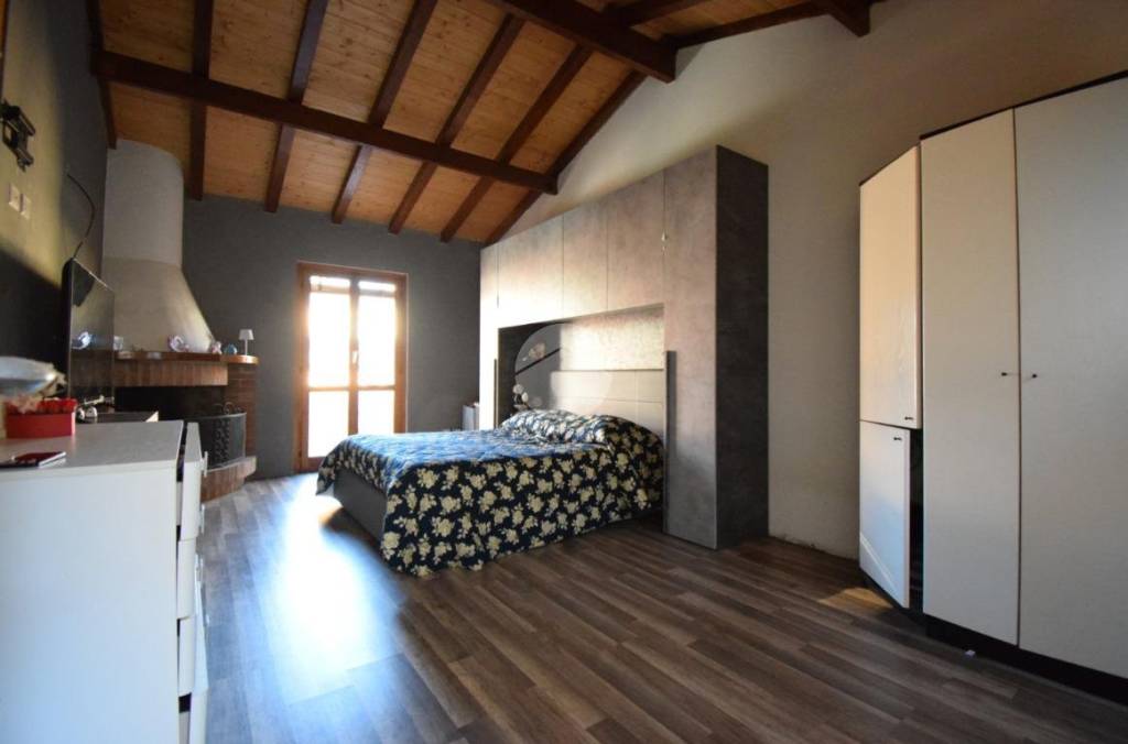 casa indipendente in vendita ad Agrate Brianza
