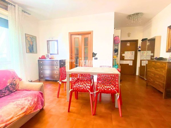 appartamento in vendita ad Agrate Brianza in zona Omate