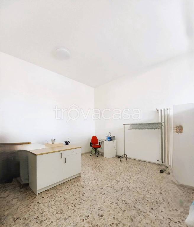 appartamento in vendita ad Agrate Brianza in zona Omate
