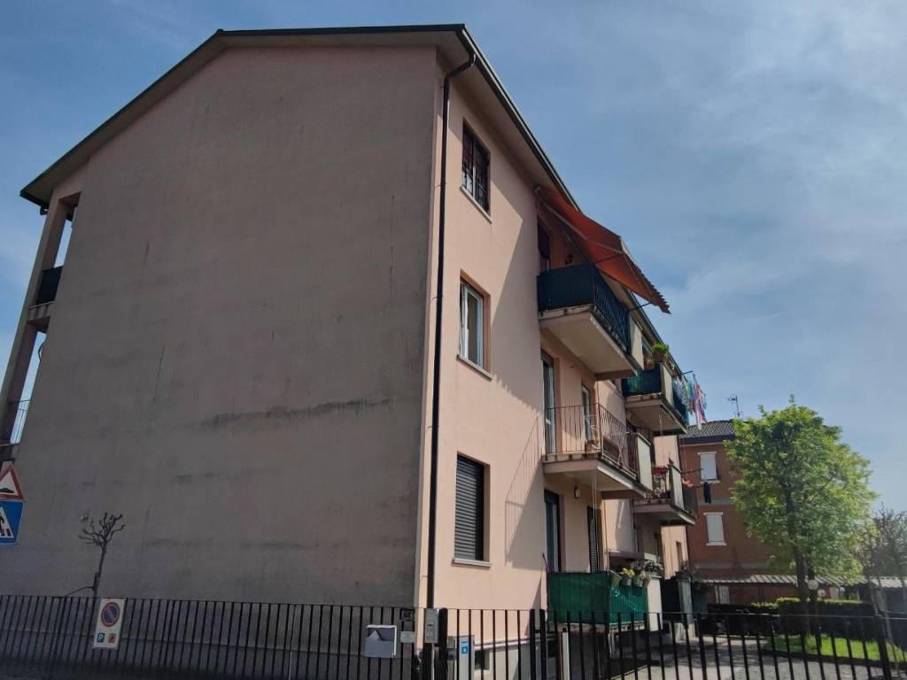 appartamento in vendita ad Aicurzio