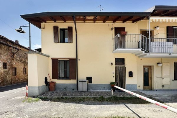 appartamento in vendita ad Aicurzio