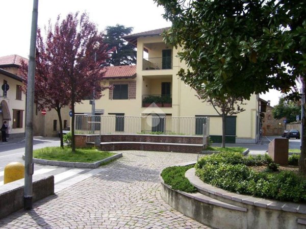 appartamento in vendita ad Aicurzio