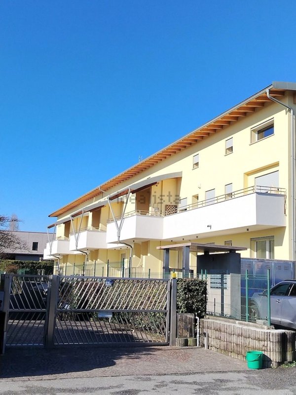 appartamento in vendita ad Aicurzio