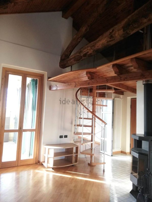 appartamento in vendita ad Aicurzio