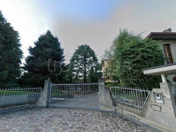 appartamento in vendita ad Aicurzio