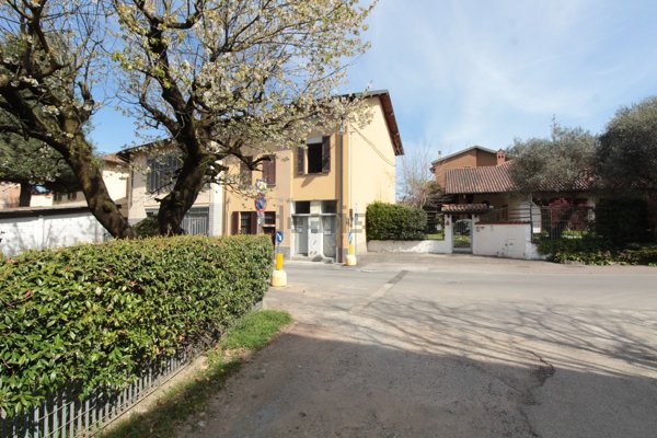 appartamento in vendita ad Aicurzio