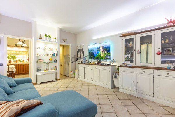 appartamento in vendita ad Aicurzio