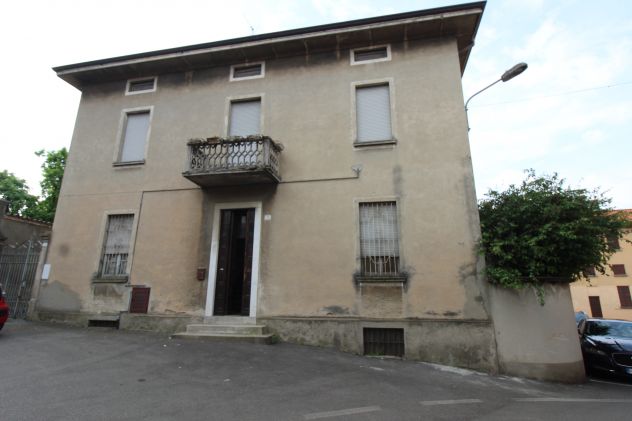 casa indipendente in vendita ad Aicurzio