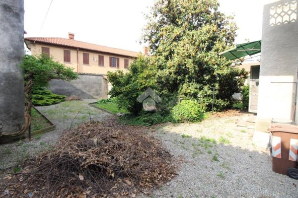 casa indipendente in vendita ad Aicurzio