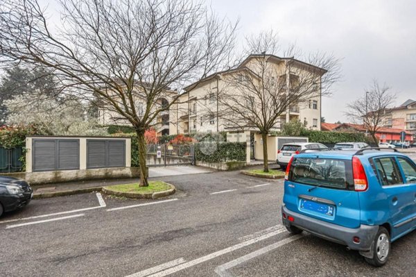 appartamento in vendita ad Albiate