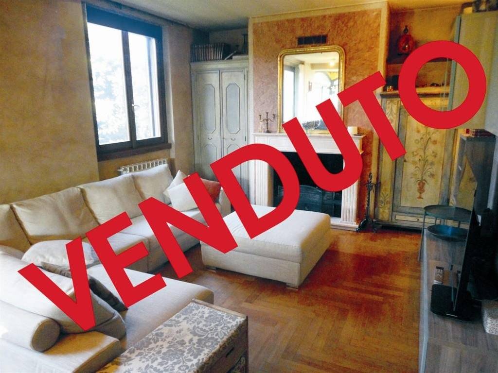 casa indipendente in vendita ad Albiate