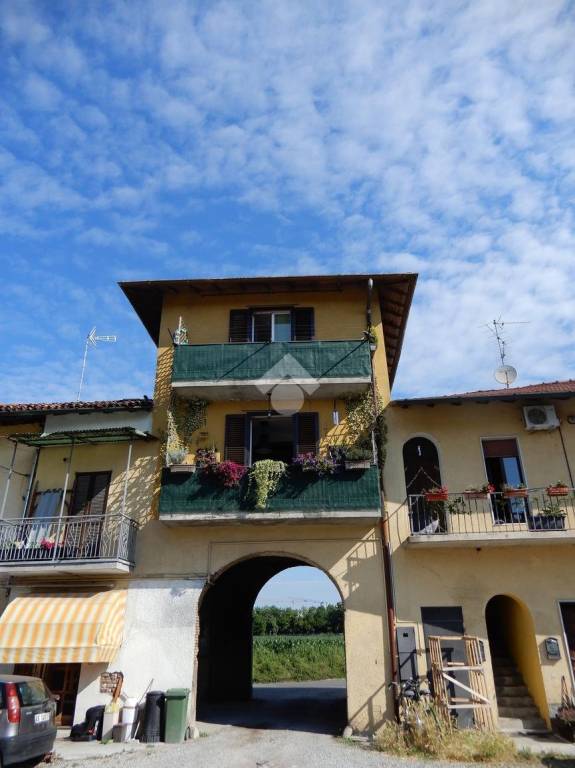 appartamento in vendita ad Albiate