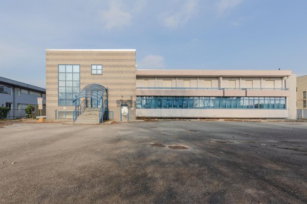 ufficio in vendita ad Albiate