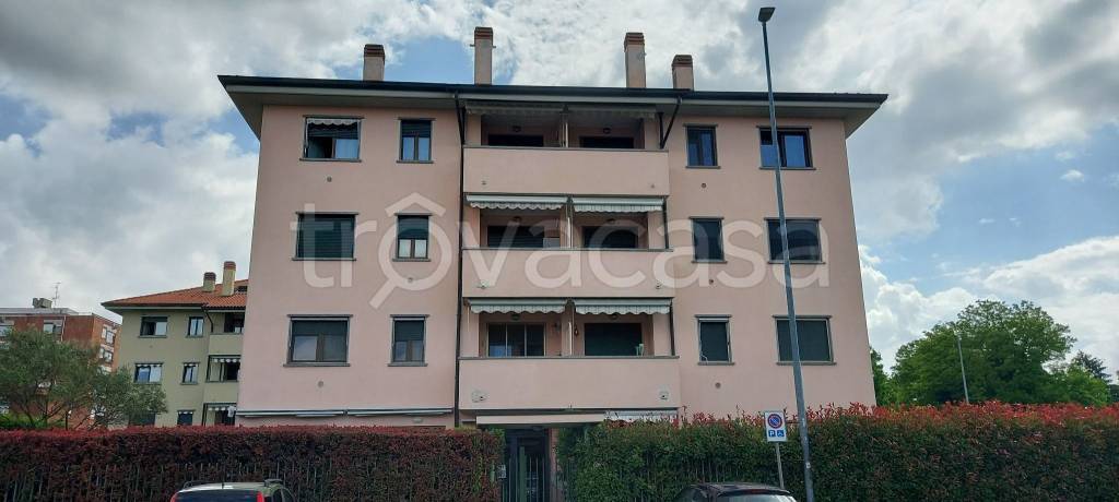appartamento in vendita ad Albiate