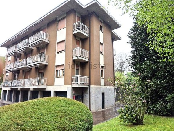 appartamento in vendita ad Albiate