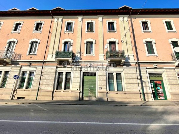 appartamento in vendita ad Albiate