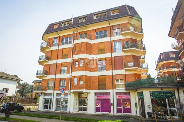 appartamento in vendita ad Albiate