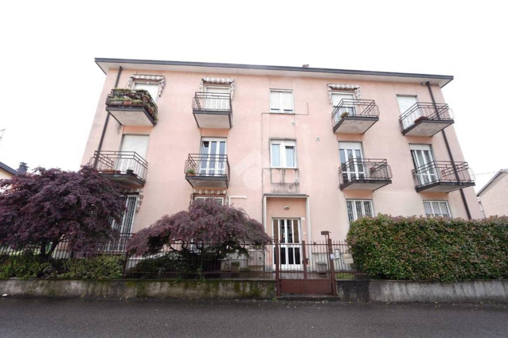 appartamento in vendita ad Albiate