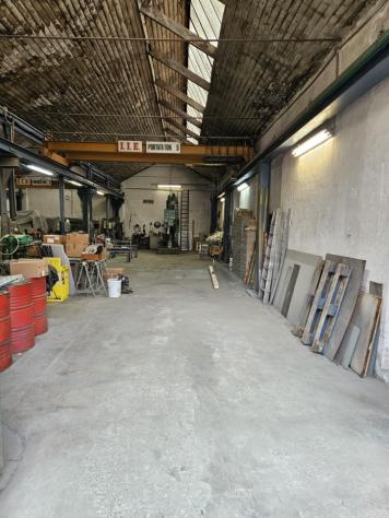 locale commerciale in vendita ad Albiate