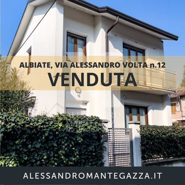 casa indipendente in vendita ad Albiate