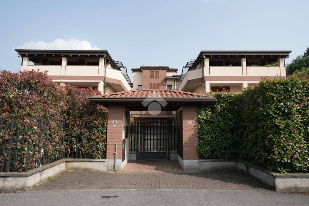 appartamento in vendita ad Albiate