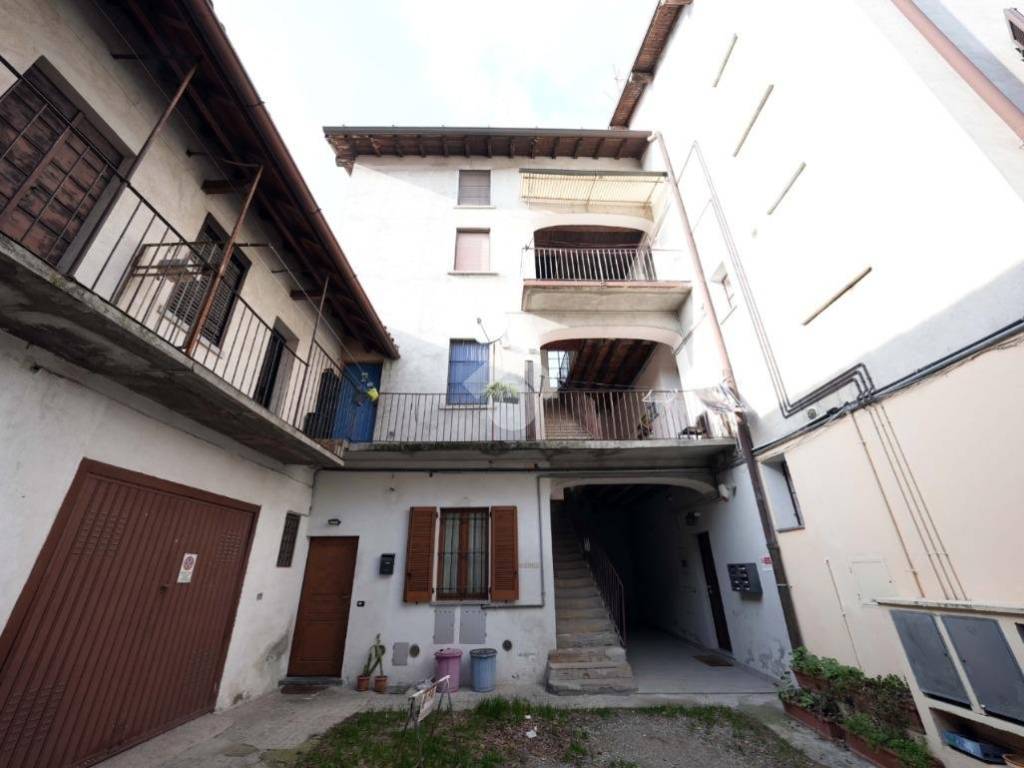 appartamento in vendita ad Albiate