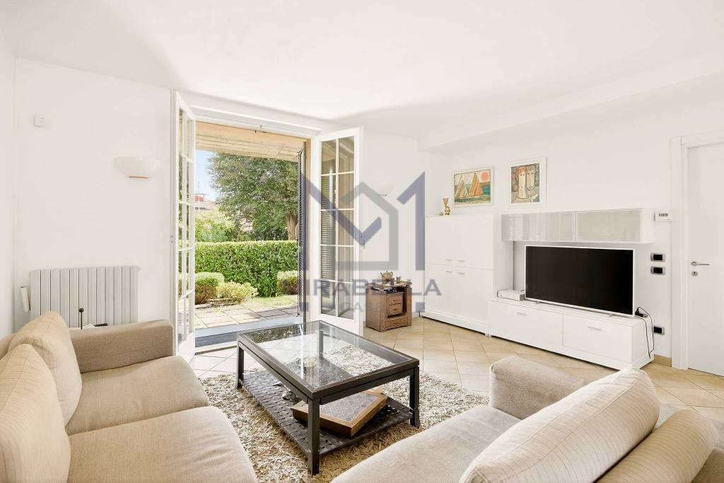 casa indipendente in vendita ad Albiate