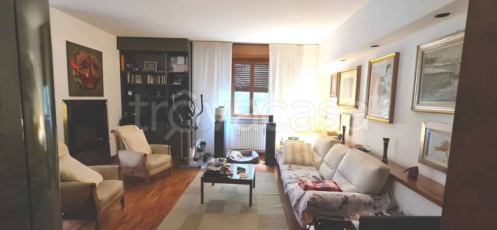 appartamento in vendita ad Albiate