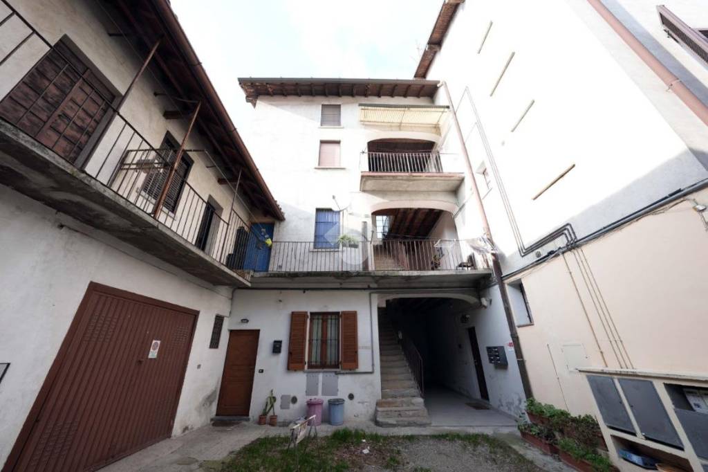 appartamento in vendita ad Albiate