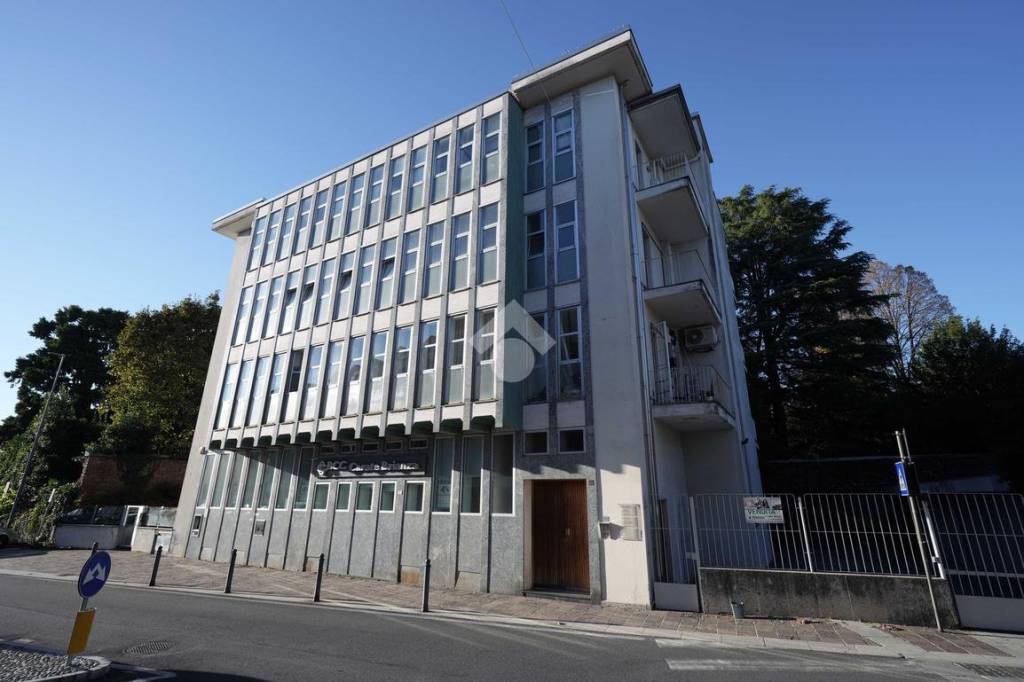 appartamento in vendita ad Albiate