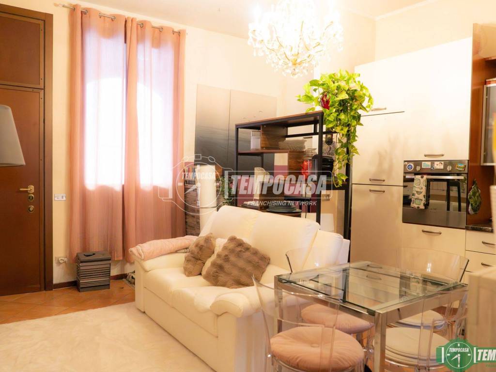 appartamento in vendita ad Albiate