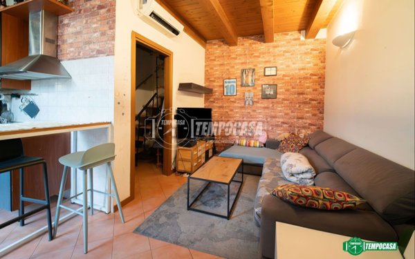 appartamento in vendita ad Albiate