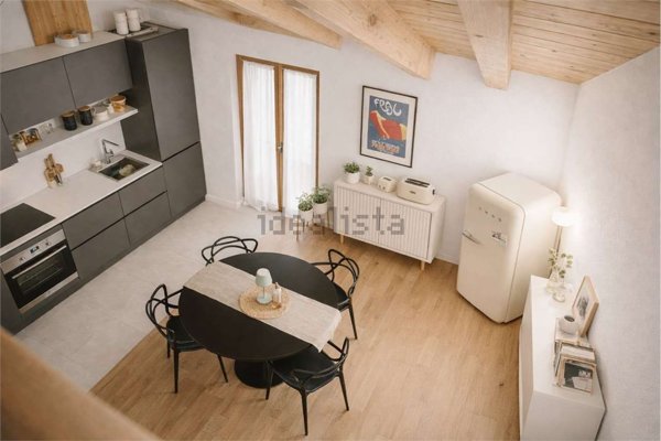 appartamento in vendita ad Albiate