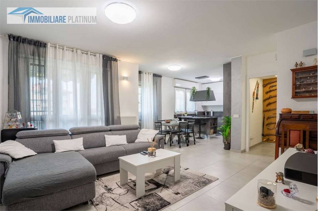 appartamento in vendita ad Albiate