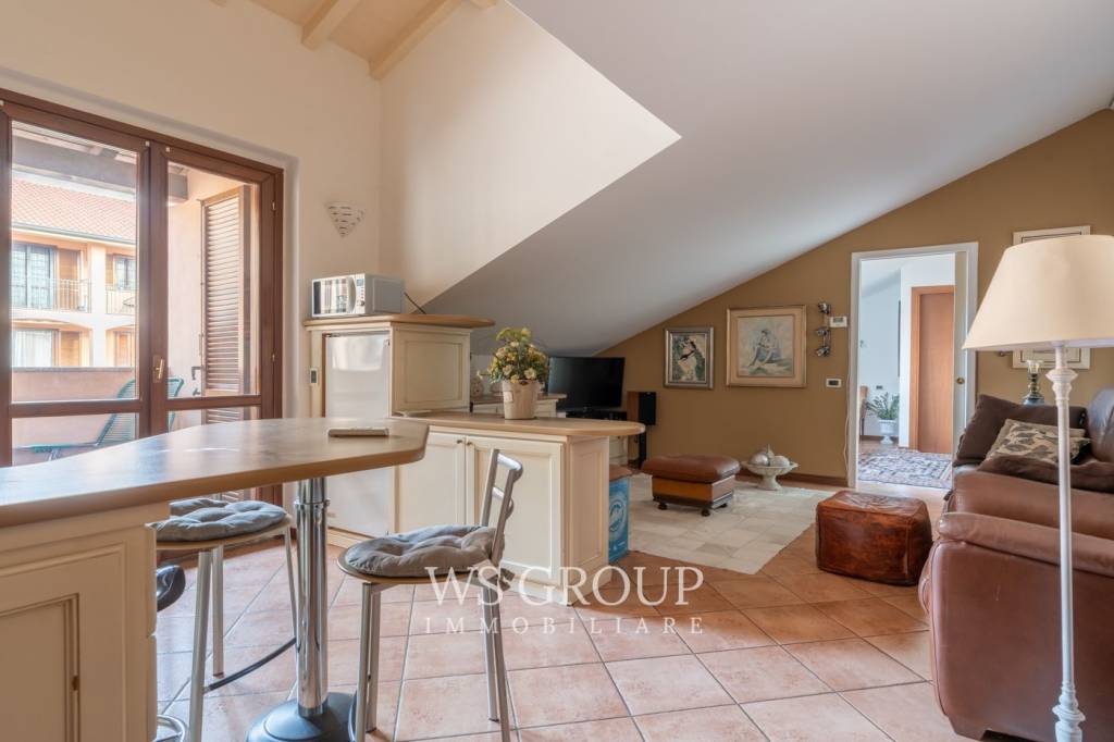 appartamento in vendita ad Albiate