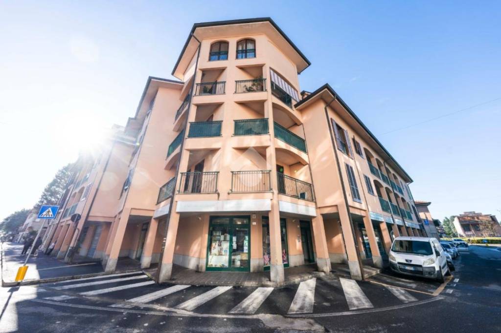 appartamento in vendita ad Albiate