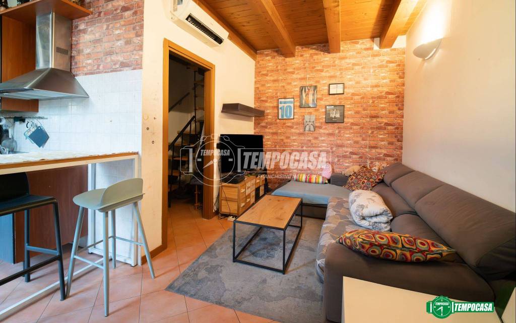 appartamento in vendita ad Albiate